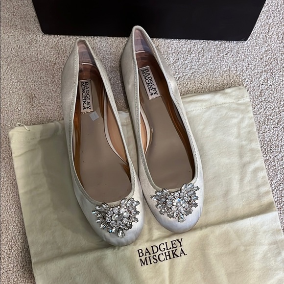 Badgley Mischka Shoes - Badgley Mischka Women's Cream Flats with Embellishments